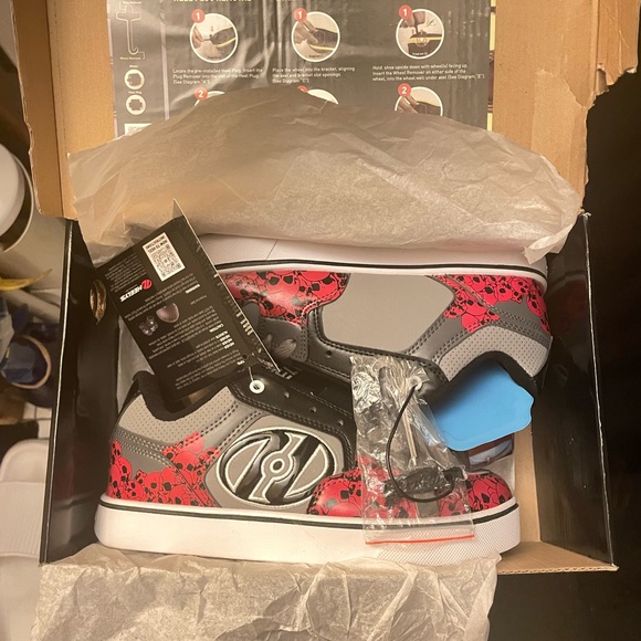 HEELYS RED SKULL - Picture 4 of 4